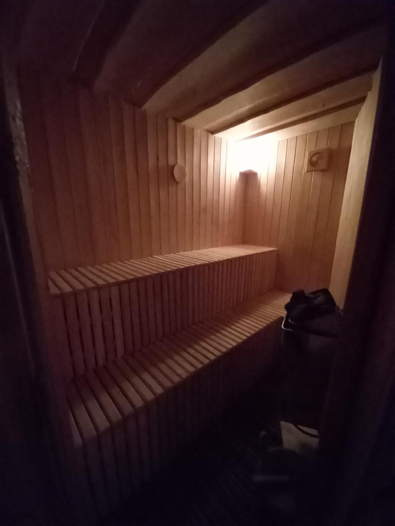 Visual Apartman 科马尔诺 外观 照片